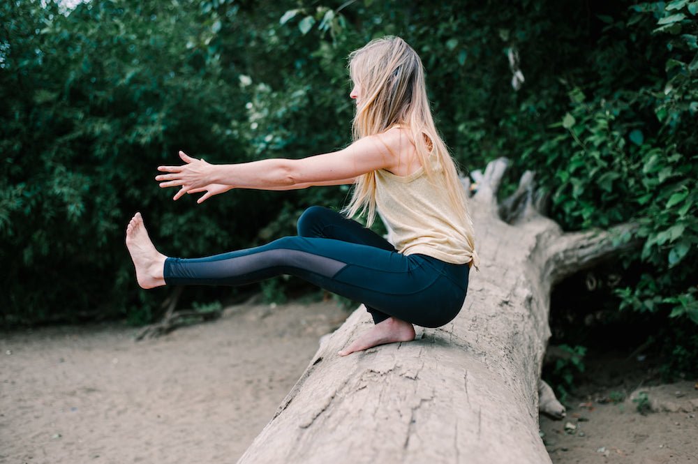 Yoga Pants vs. Leggings: What’s the Difference? - Evolve Fit Wear