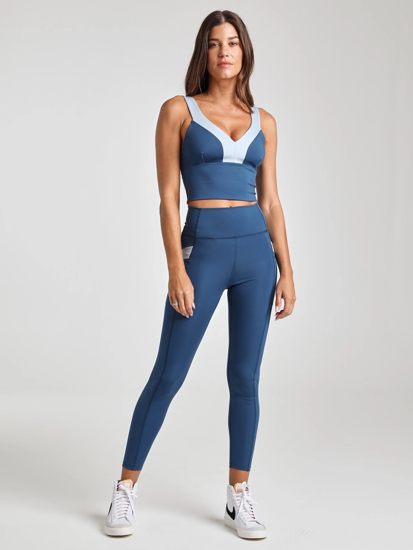 Showstopper Sculpted Bra - Midnight/Sea - Mist | Losano | Evolve Fit Wear