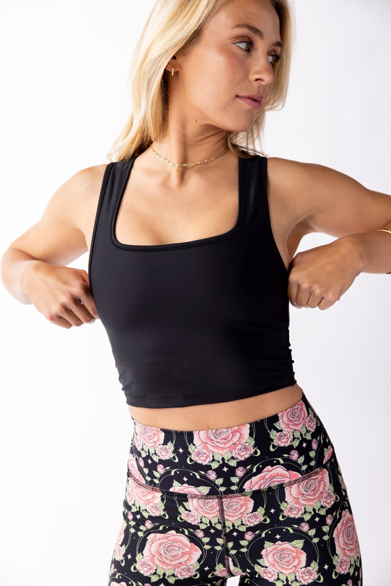 Simple Crop Top - Black | swaay | Evolve Fit Wear
