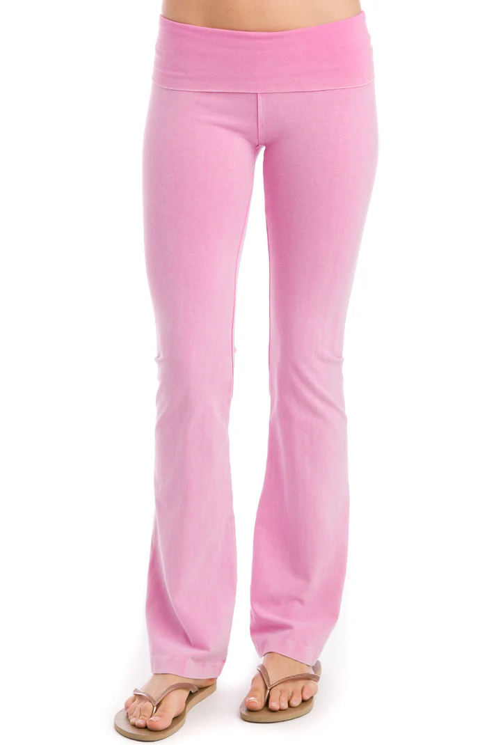 Rolldown Bootcut Pants – Mineral Pink Classic Yoga Style