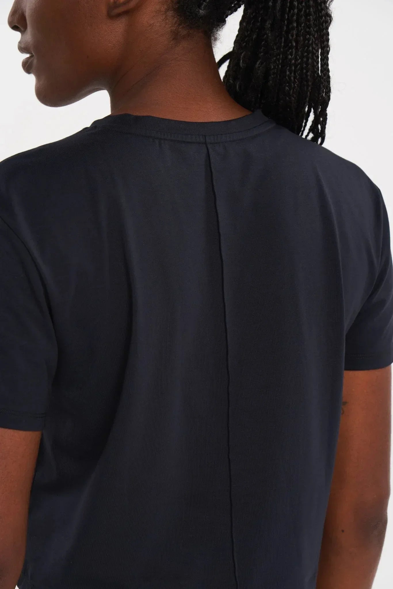 ALWW042206_ALSPRTPINTUCKTEE_BLACK2_29_1 - Evolve Fit Wear - ALWW042206_ALSPRTPINTUCKTEE_BLACK2_29_1