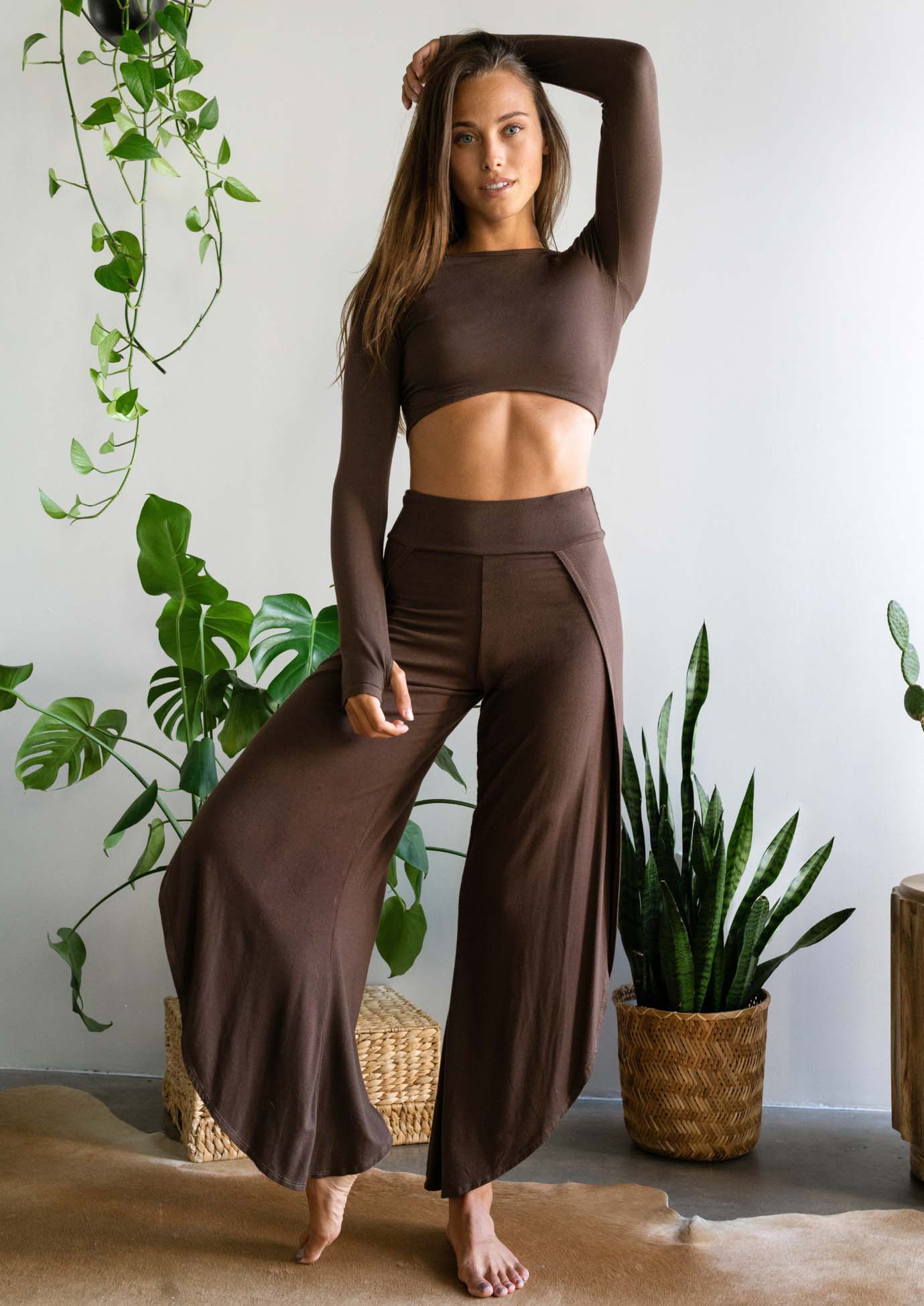 Bhakti Pant - Espresso | Jala | Evolve Fit Wear