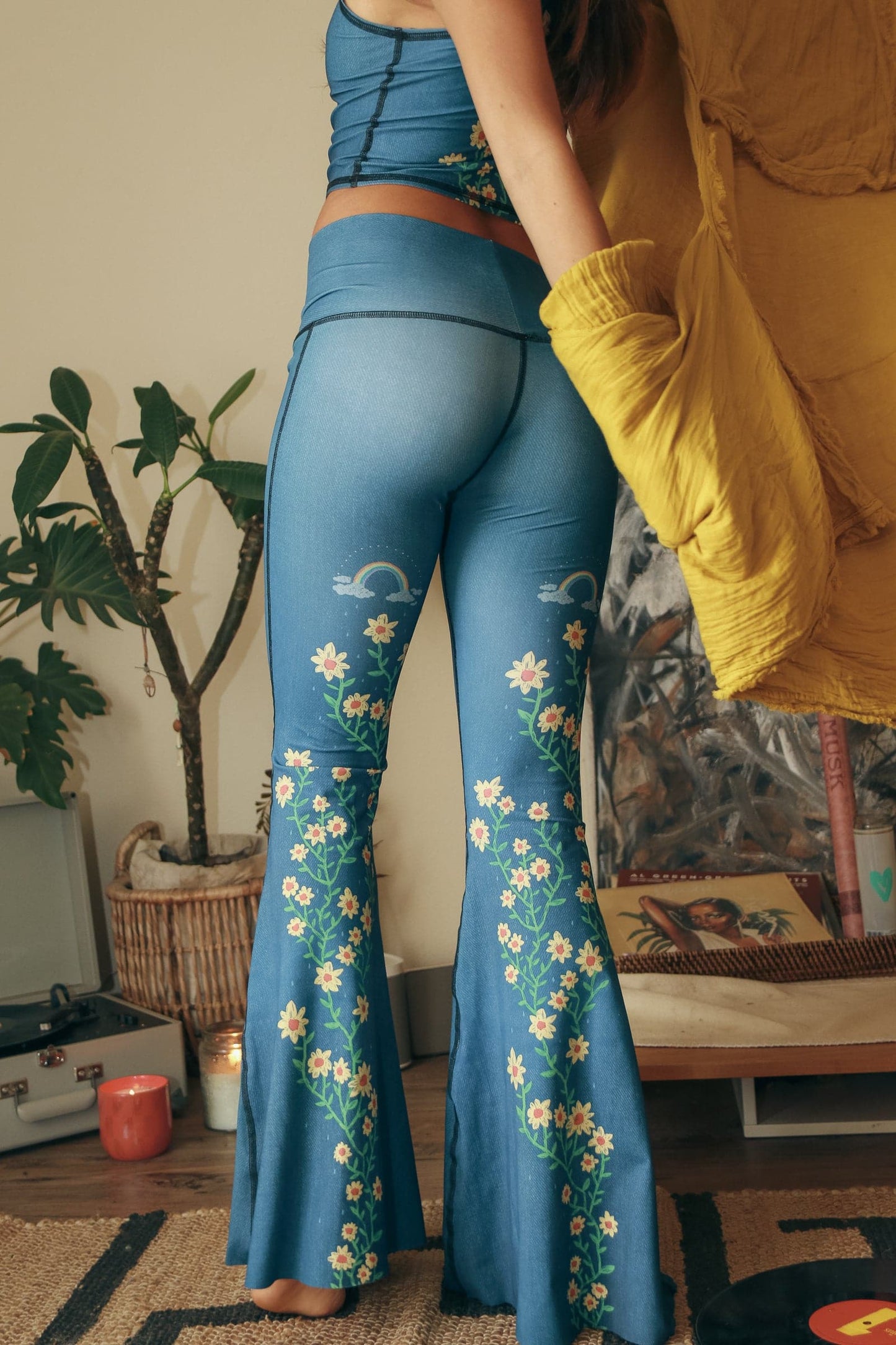 Woodstock Crop Bell Bottom | Teeki | Evolve Fit Wear
