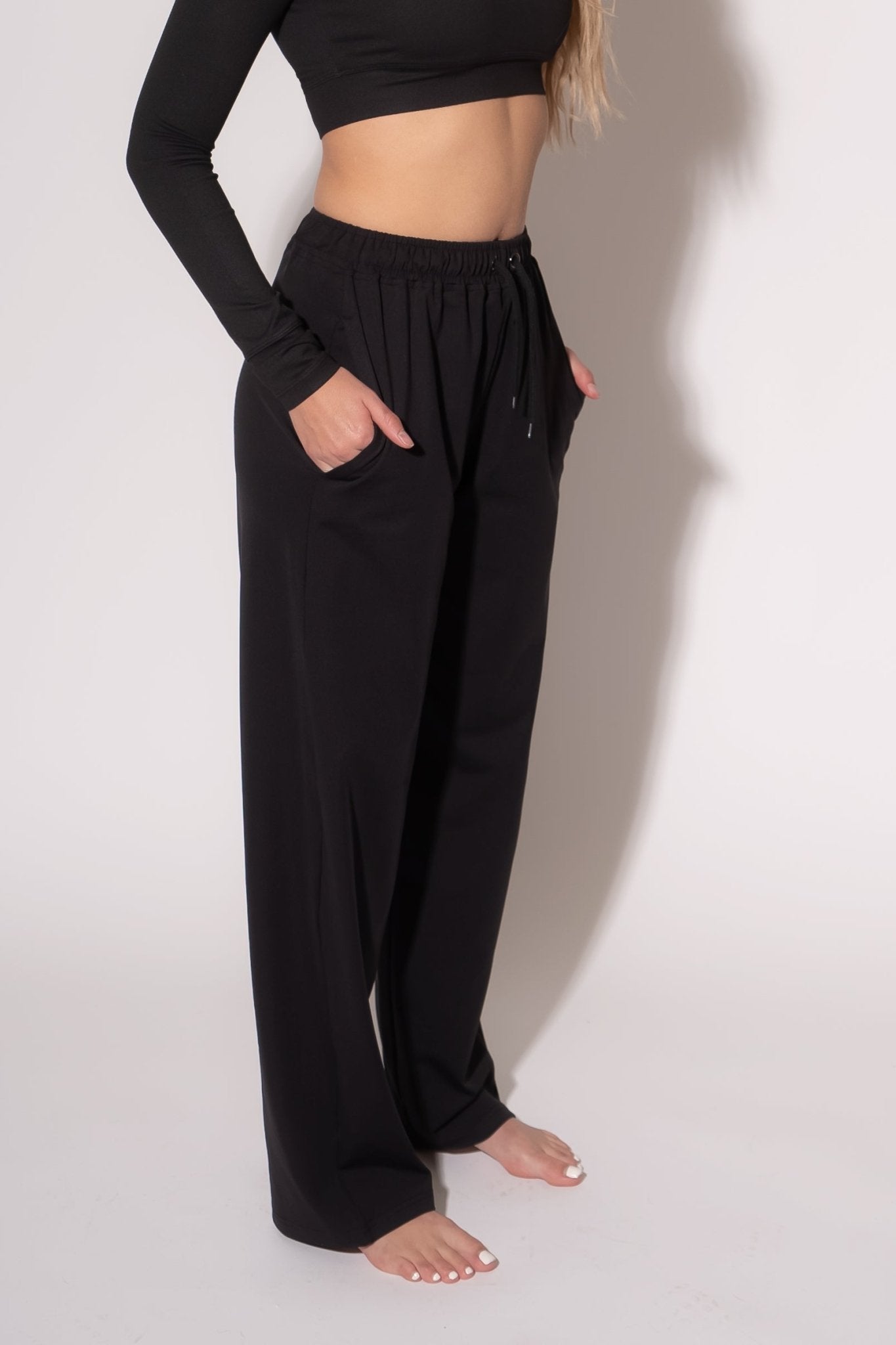 Weekend Trouser - Black | Buttersoft | Evolve Fit Wear