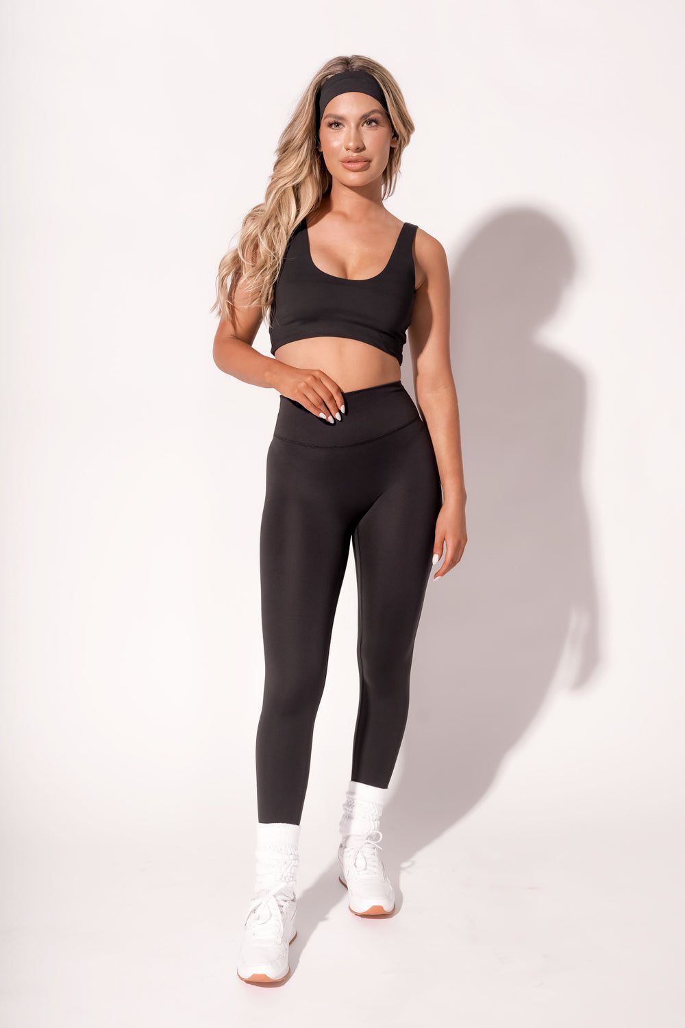 Bailey Crop Bra - Vantablack | Buttersoft | Evolve Fit Wear