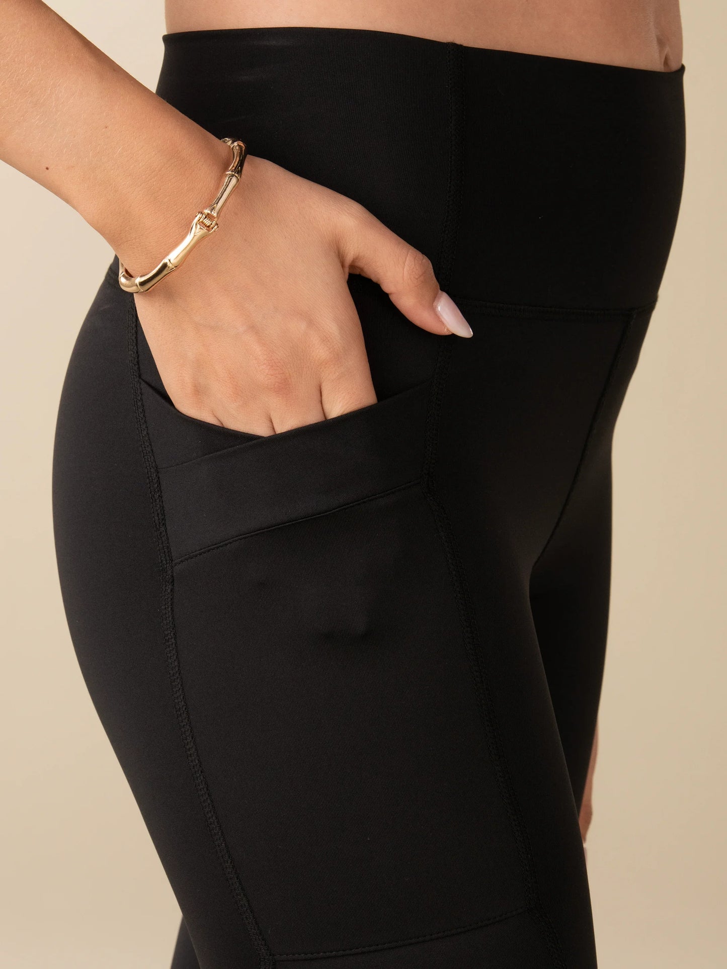 Criss - Cross Pocket Legging - Black | Losano | Evolve Fit Wear
