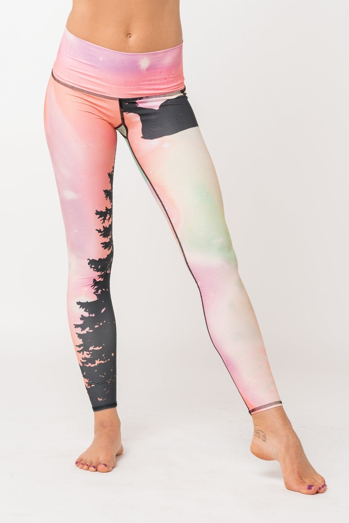 Northern Lights Hot Pant | Teeki | Evolve Fit Wear
