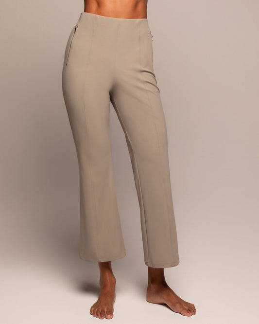 Shift Kick Flare Pant | MICHI | Evolve Fit Wear