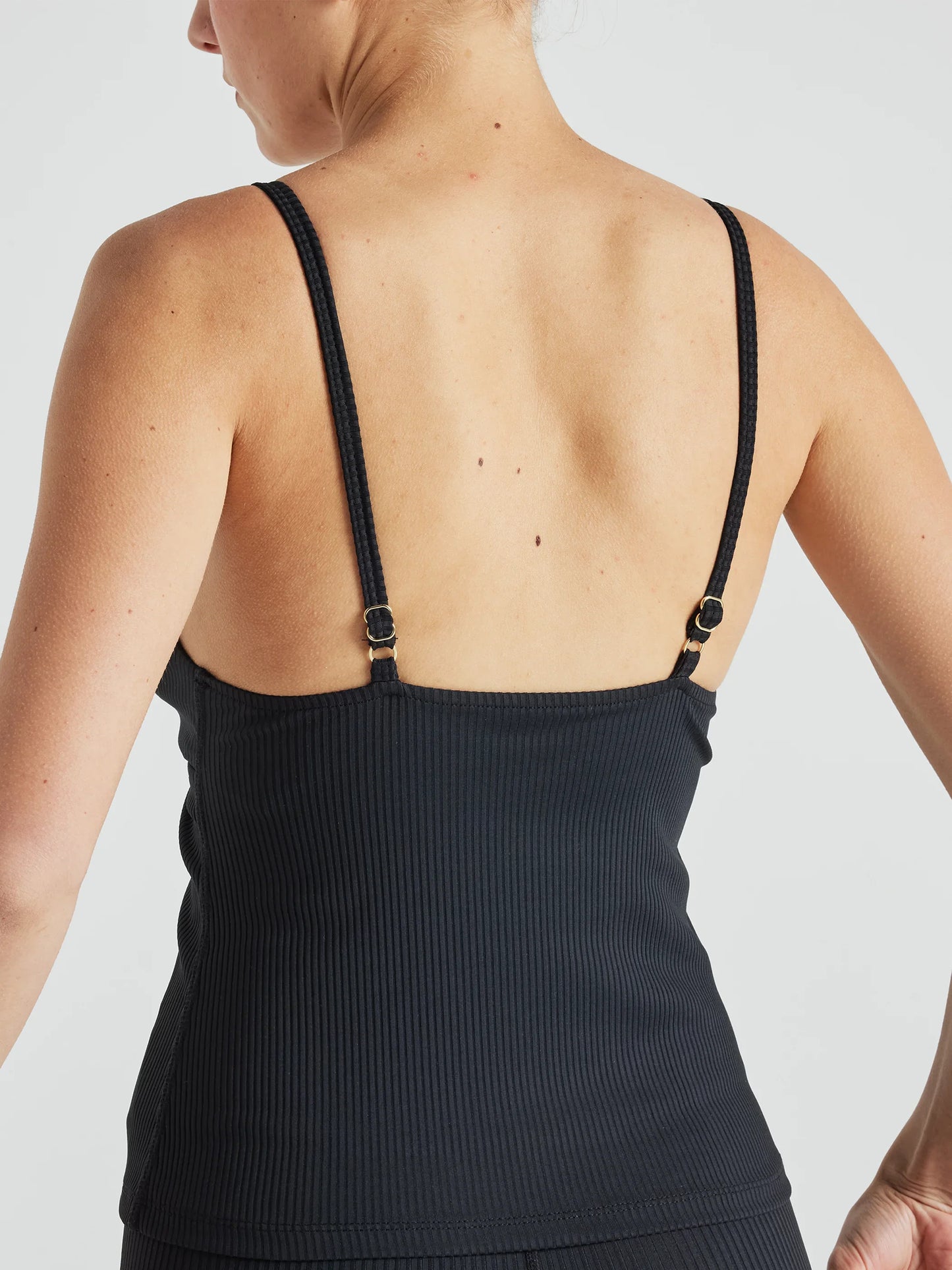 Renew Rib Tank - Black | Losano | Evolve Fit Wear