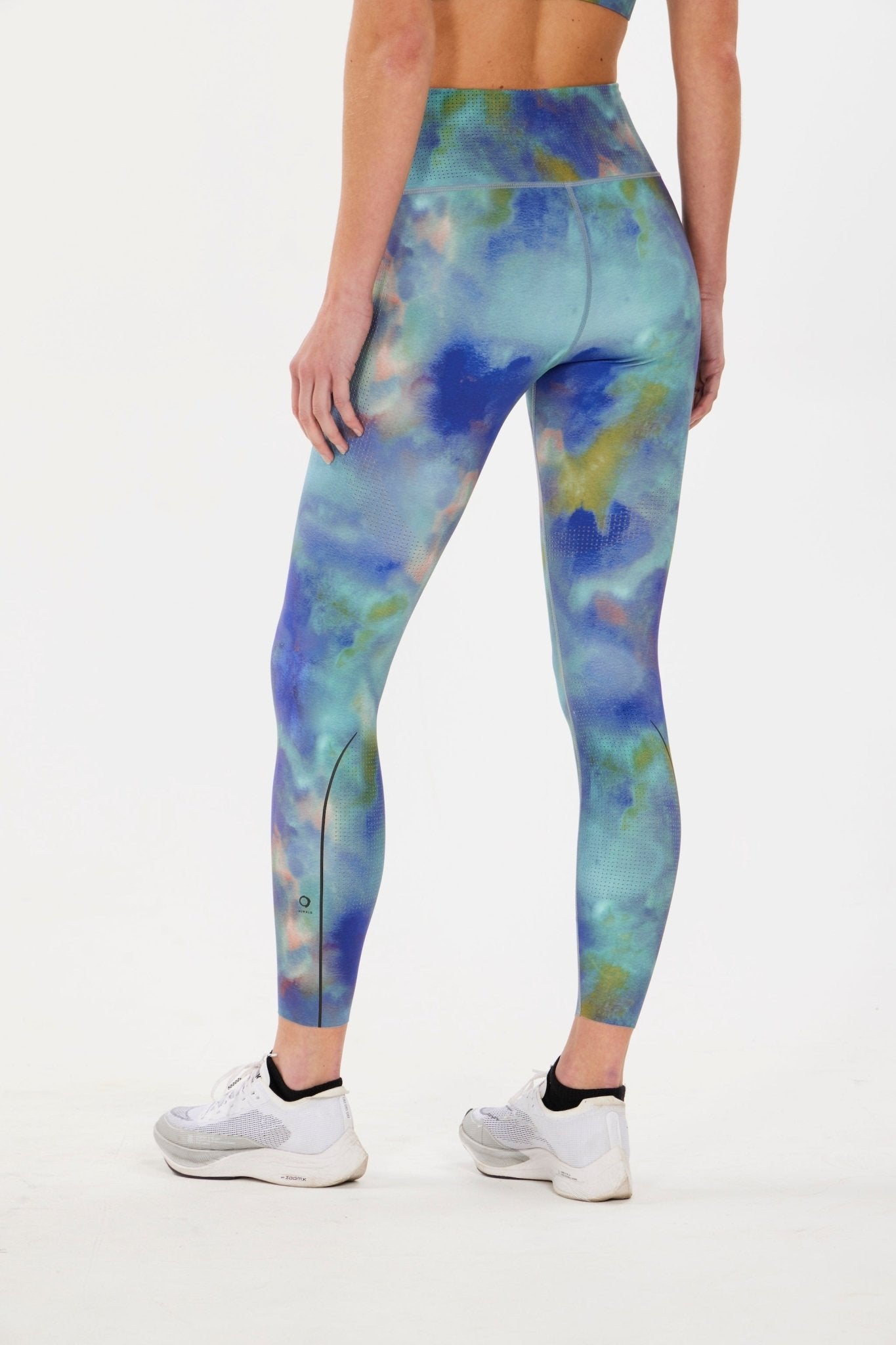 ALRN 7/8 PERFORATED TIGHT | ALWRLD | Evolve Fit Wear