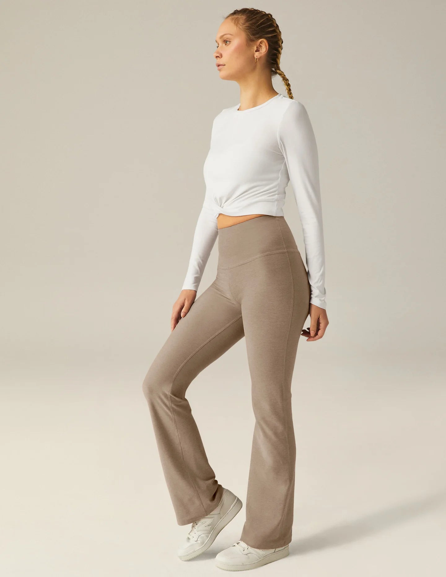 Beyond Yoga Featherweight Center Stage Cropped Long Sleeve | Beyond Yoga | Evolve Fit Wear