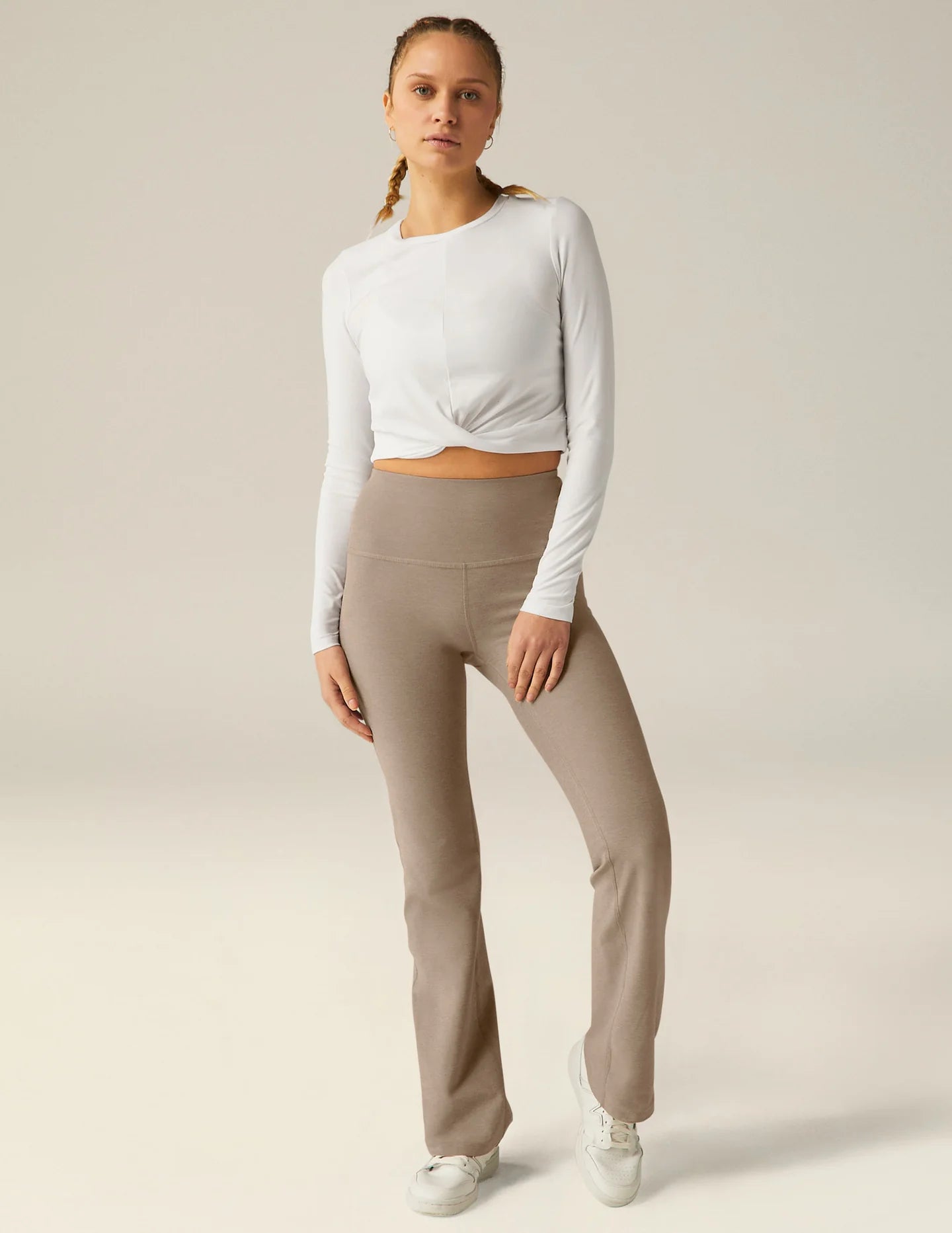 Beyond Yoga Featherweight Center Stage Cropped Long Sleeve | Beyond Yoga | Evolve Fit Wear