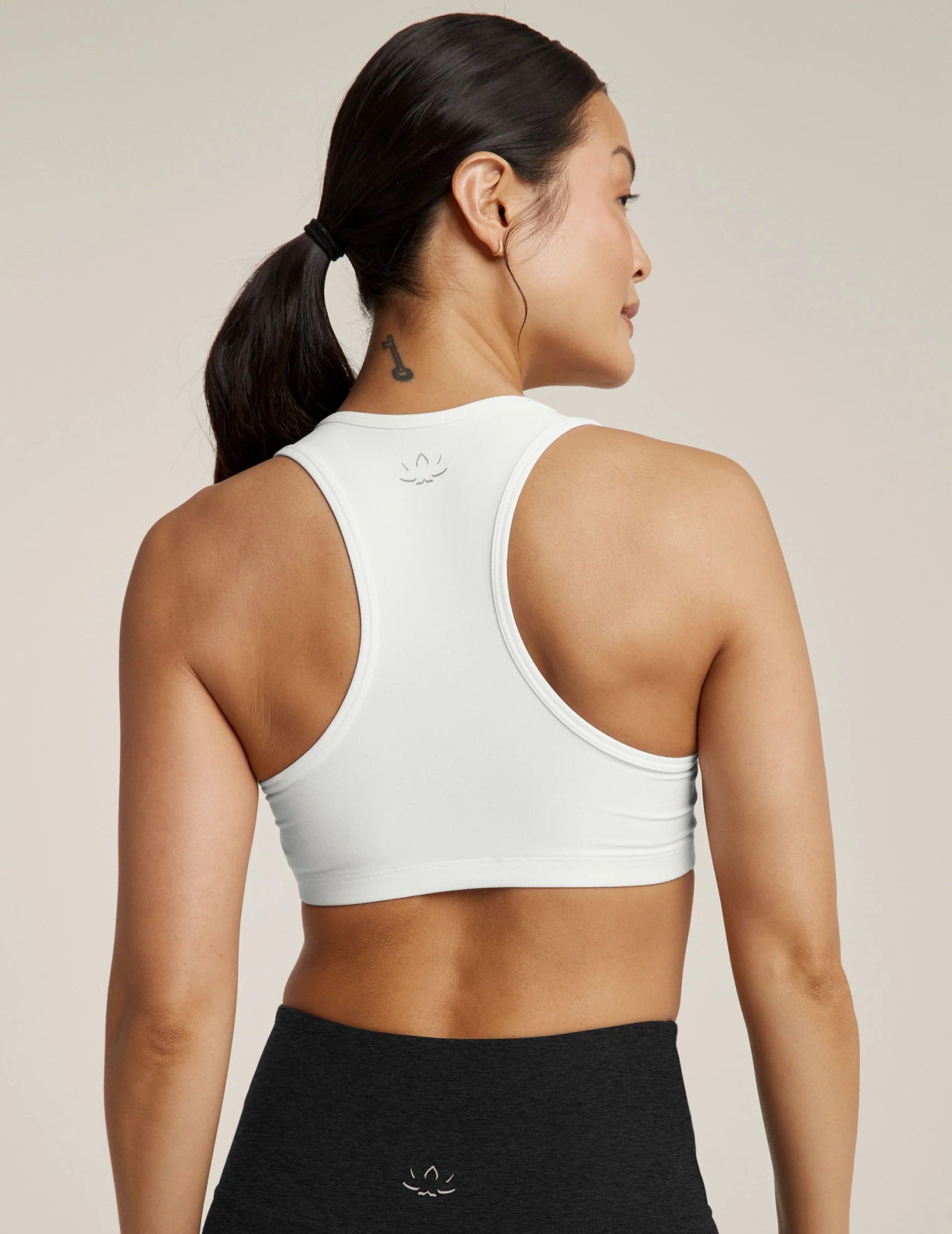 Beyond Yoga Lift & Support Bra - White | Beyond Yoga | Evolve Fit Wear