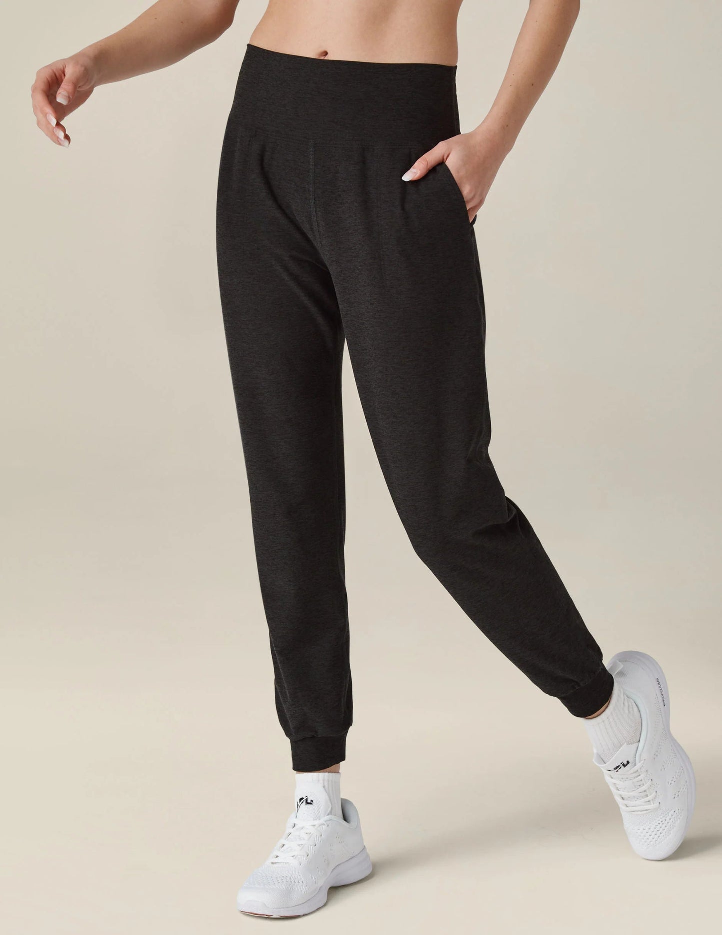 Beyond Yoga Spacedye Midi Jogger - Black | Beyond Yoga | Evolve Fit Wear