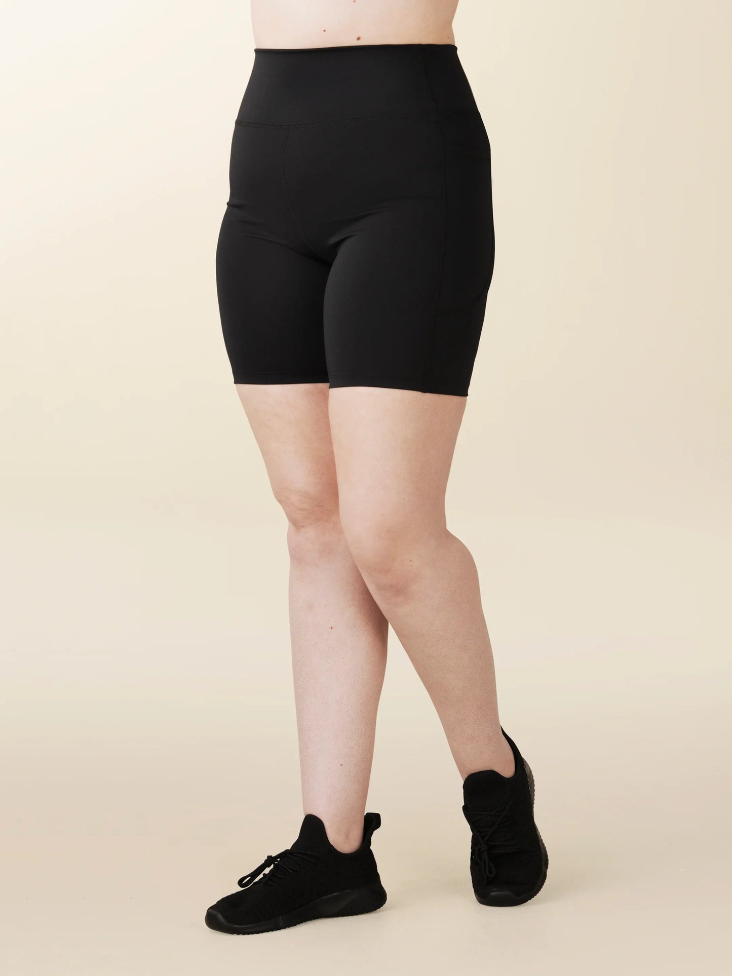 Essential Pocket Short - Black | Losano | Evolve Fit Wear