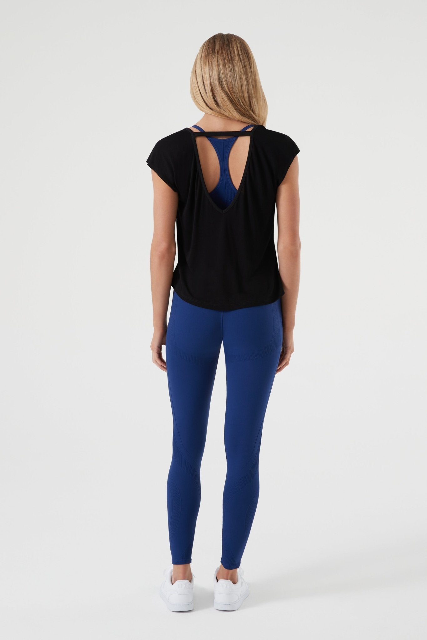 Britt Tee | NUX | Evolve Fit Wear