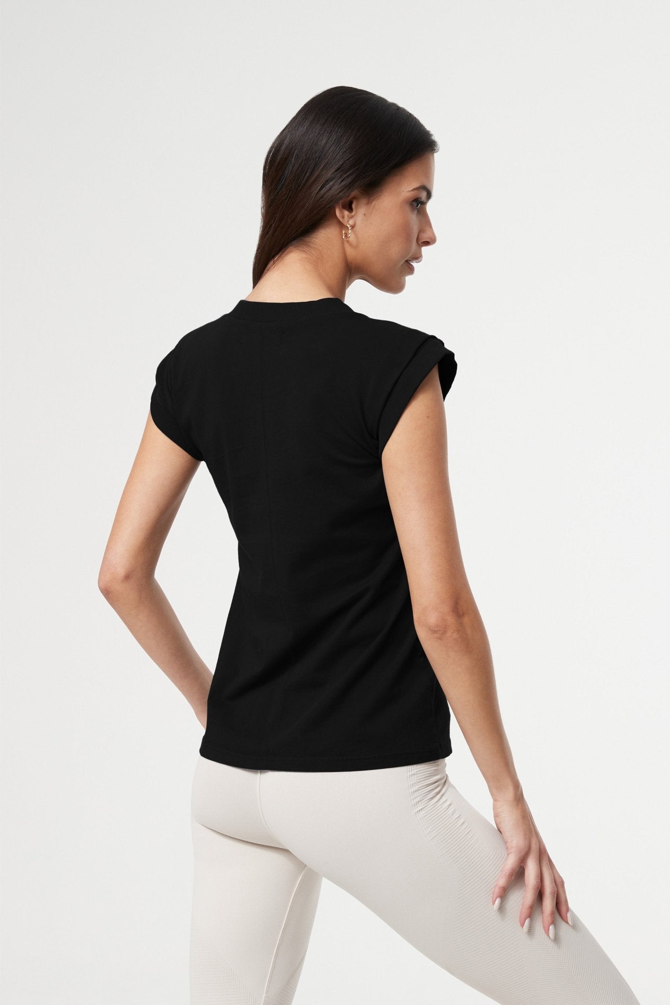 Claire Tee | NUX | Evolve Fit Wear