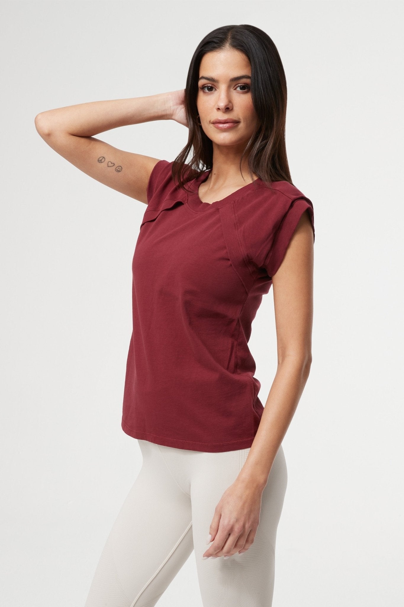 Claire Tee | NUX | Evolve Fit Wear