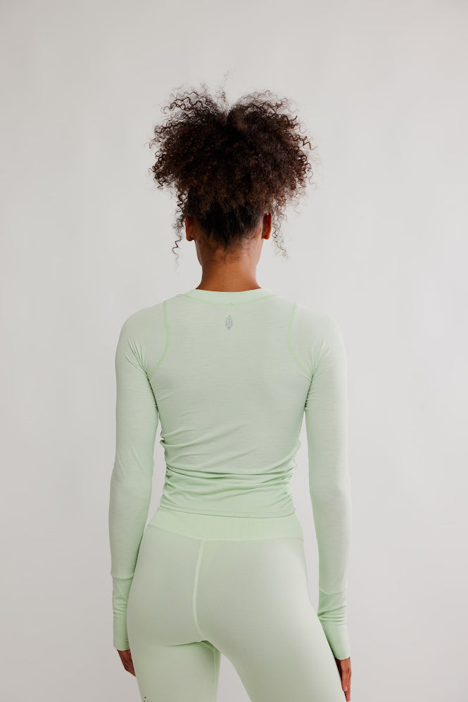 Tempo Ruched Long Sleeve Pullover Top - Cactus