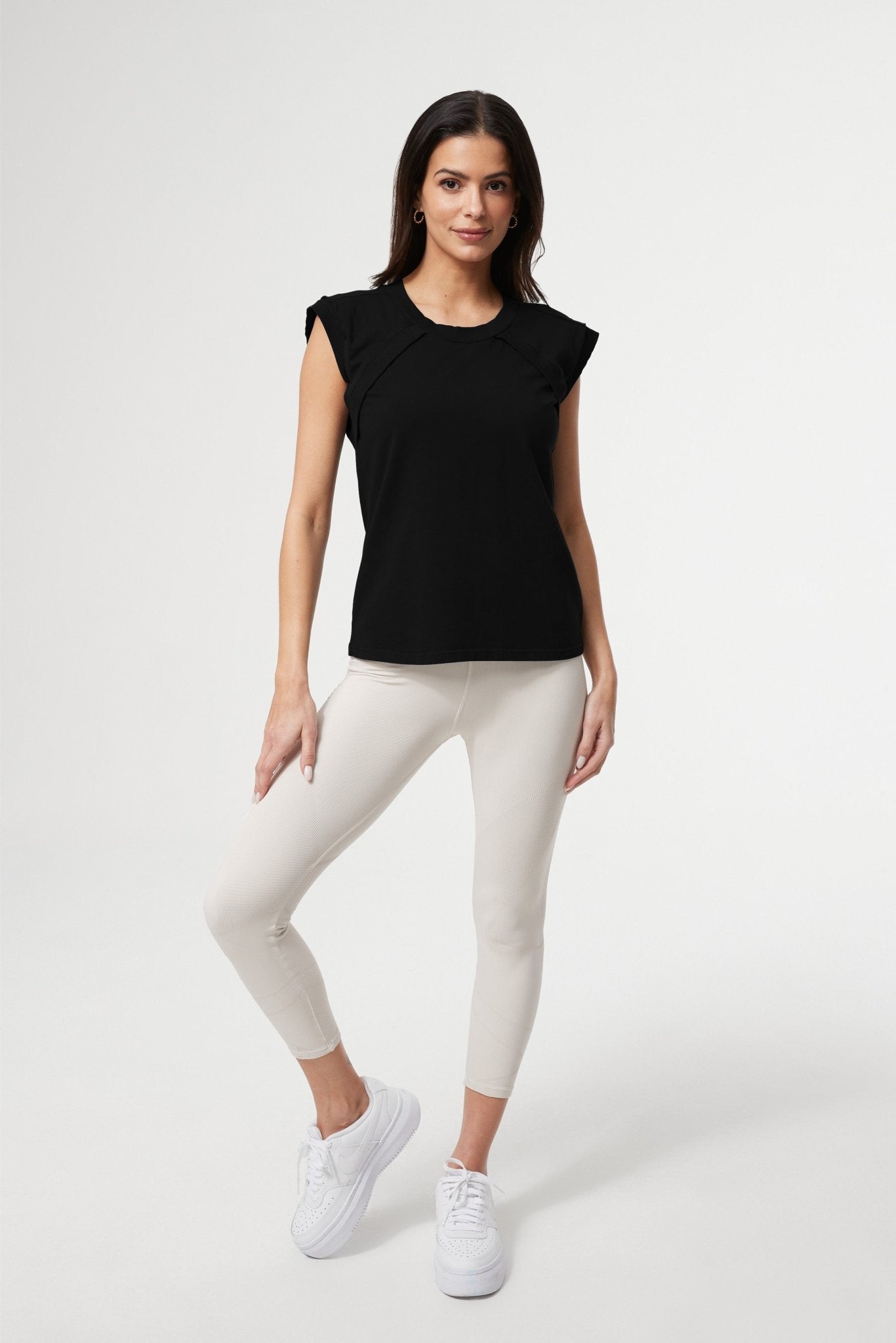 Claire Tee | NUX | Evolve Fit Wear