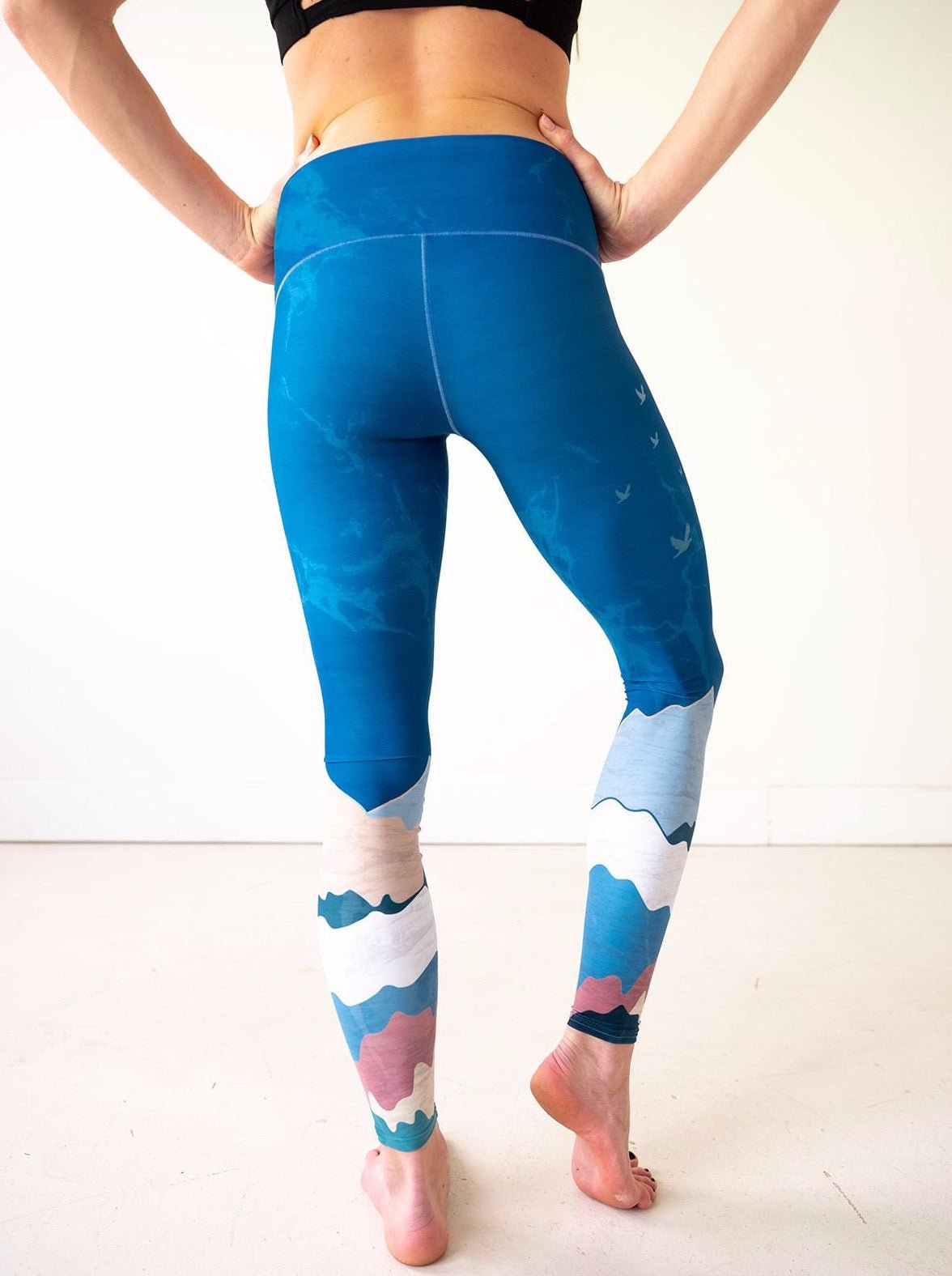 Abstract Mountain Yoga Pants | Colorado Threads Clothing | Evolve Fit Wear