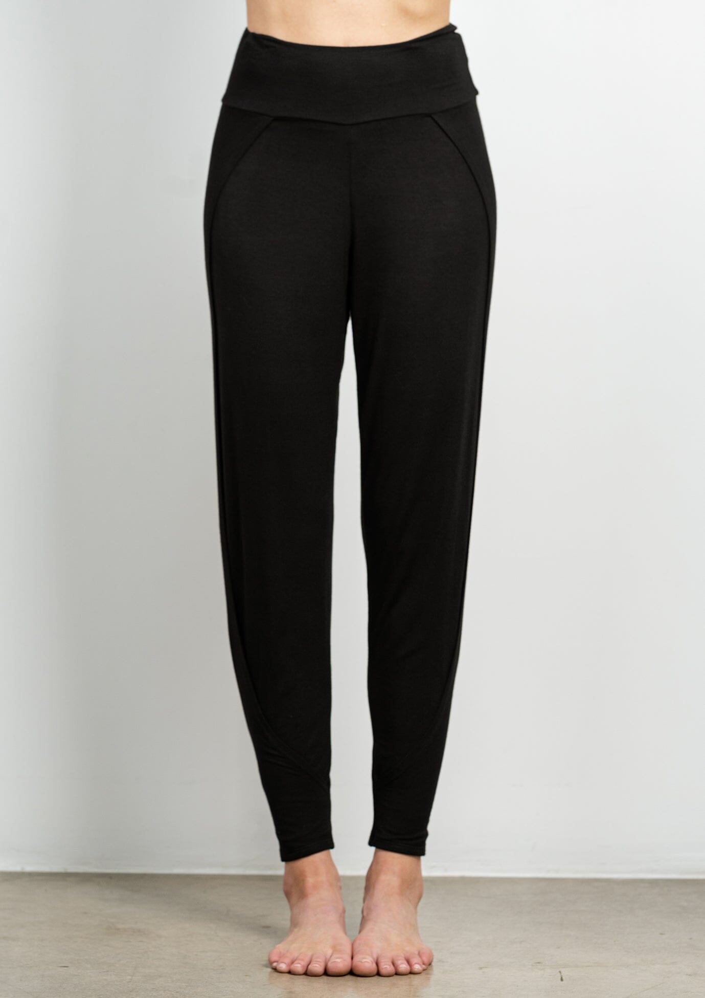 Bhakti Jogger - Black | Jala | Evolve Fit Wear