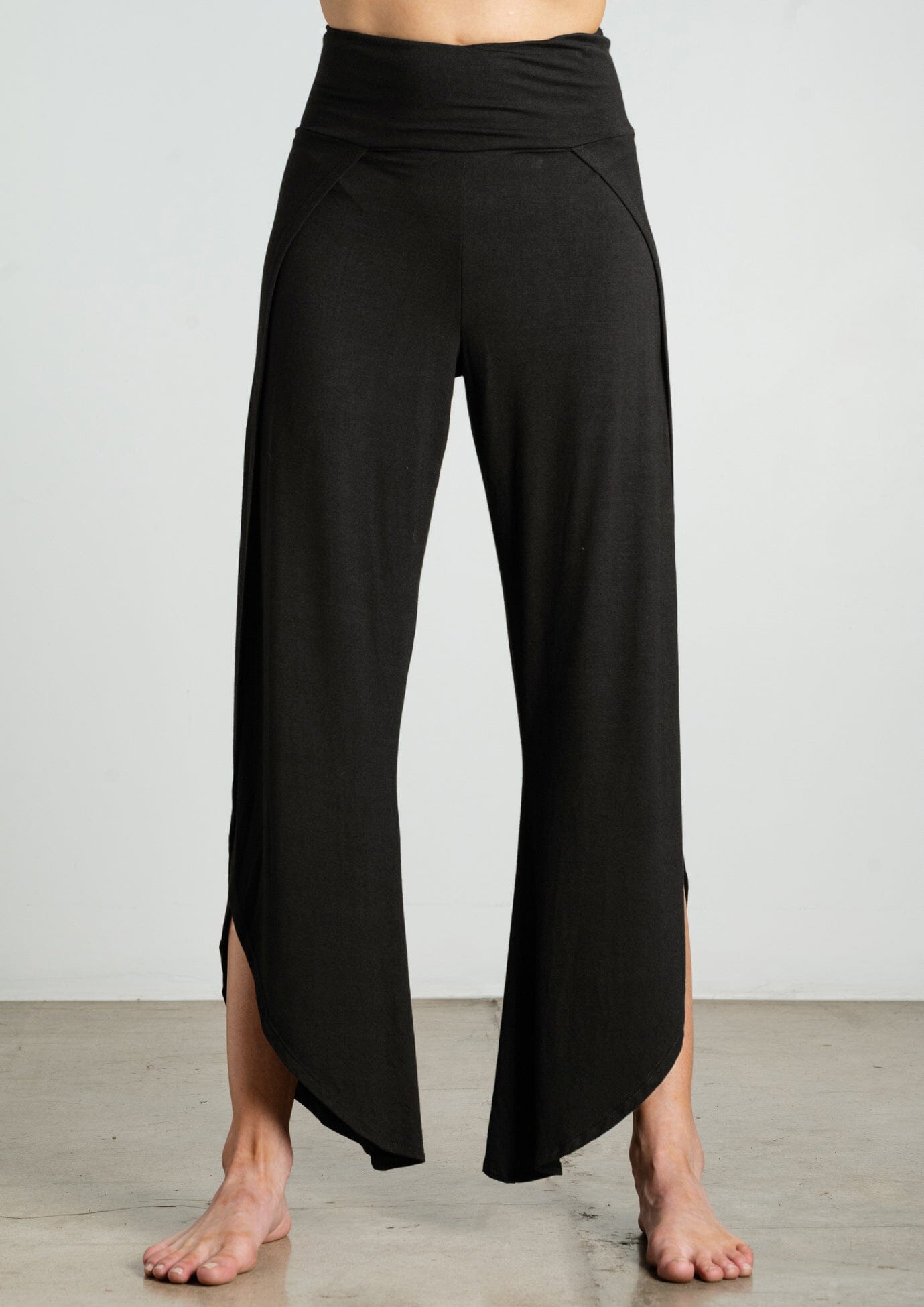 Bhakti Pant - Black | Jala | Evolve Fit Wear