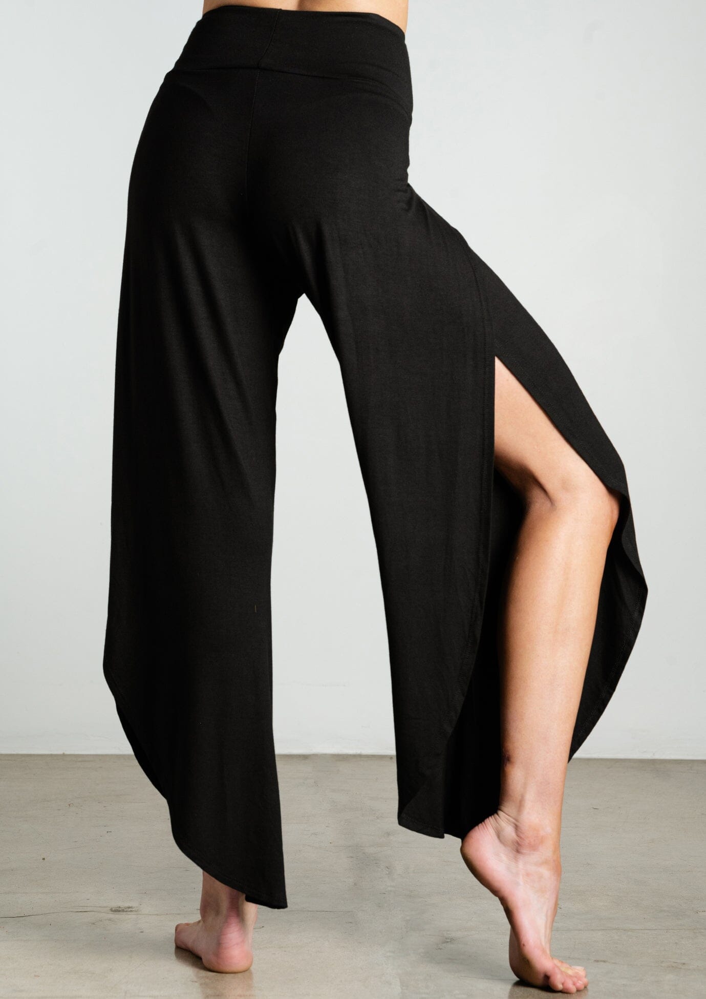 Bhakti Pant - Black | Jala | Evolve Fit Wear