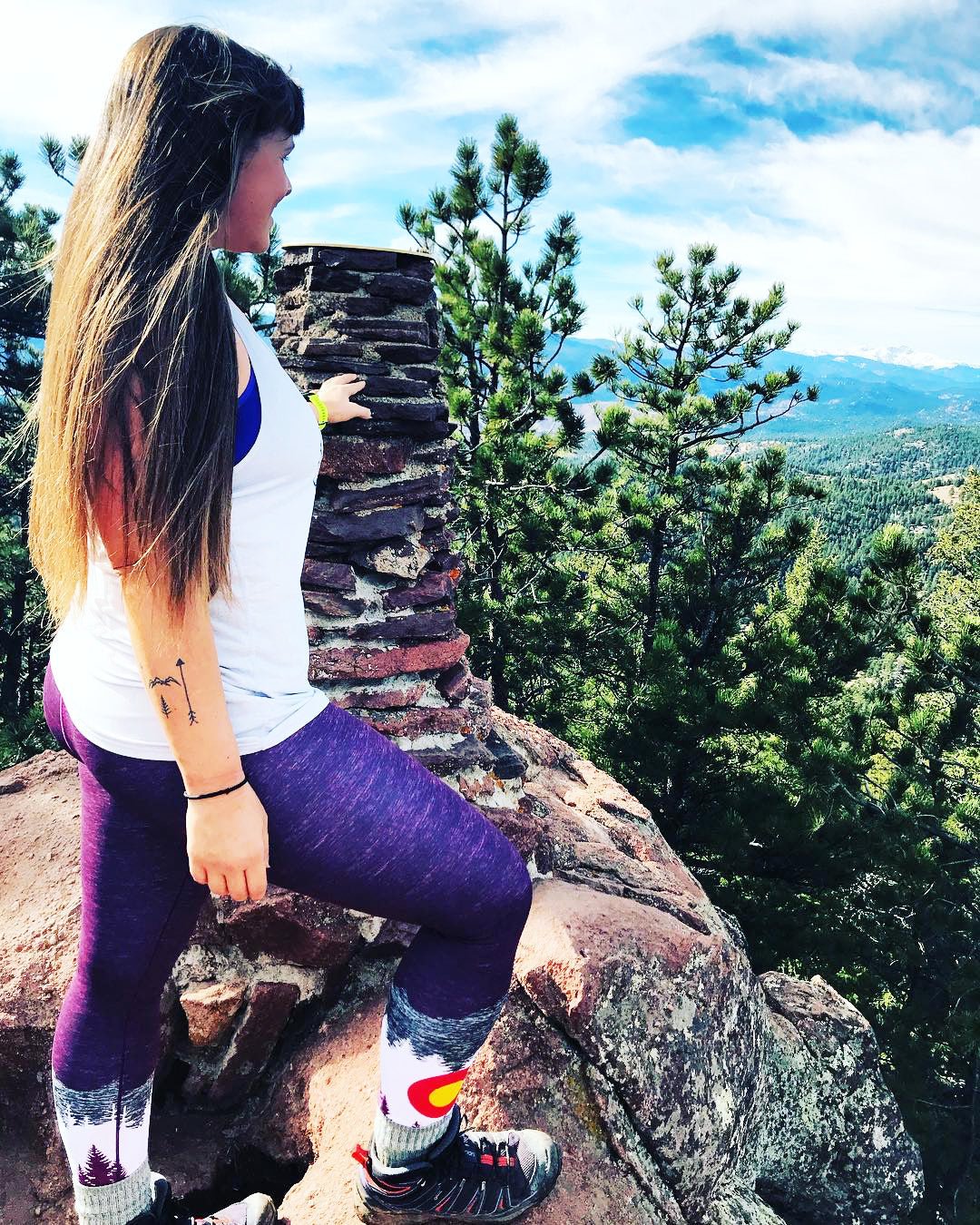 Burgundy Native Yoga Pants | Colorado Threads Clothing | Evolve Fit Wear