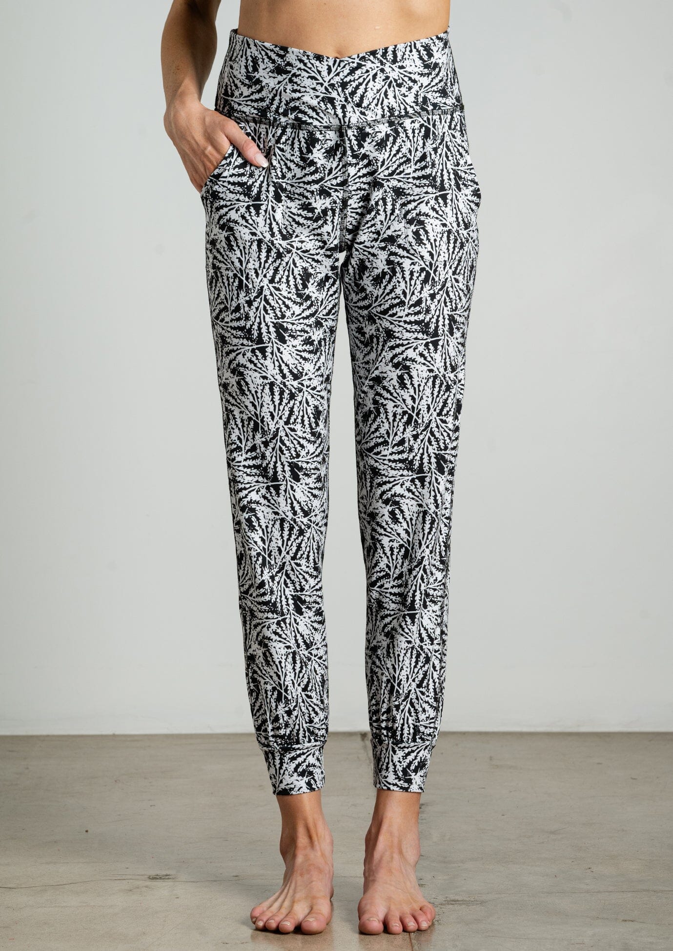 Cross Waist Jogger - Prairie | Jala | Evolve Fit Wear