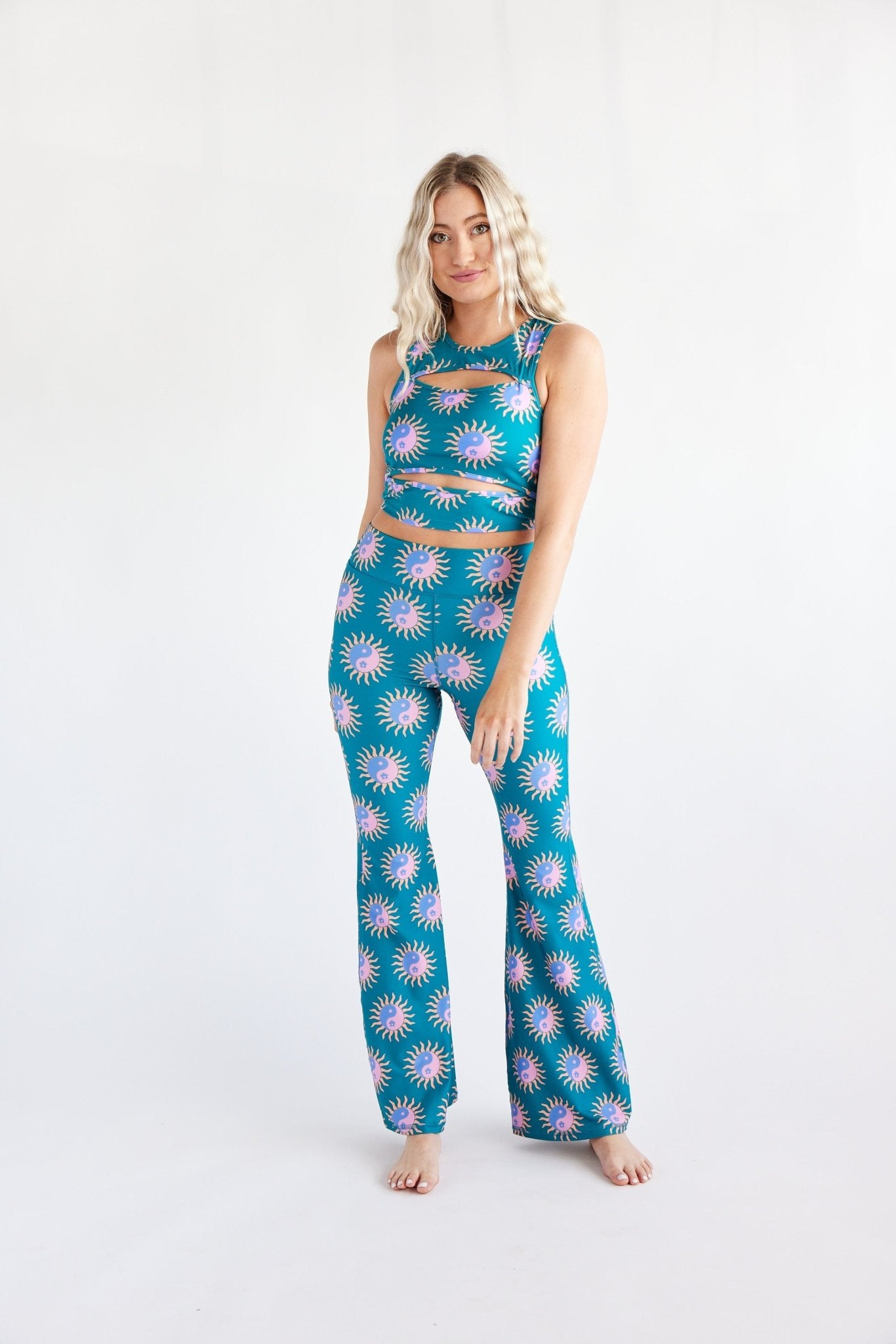 Flare Pants - Tropical Yin Yang | Swaay | Evolve Fit Wear