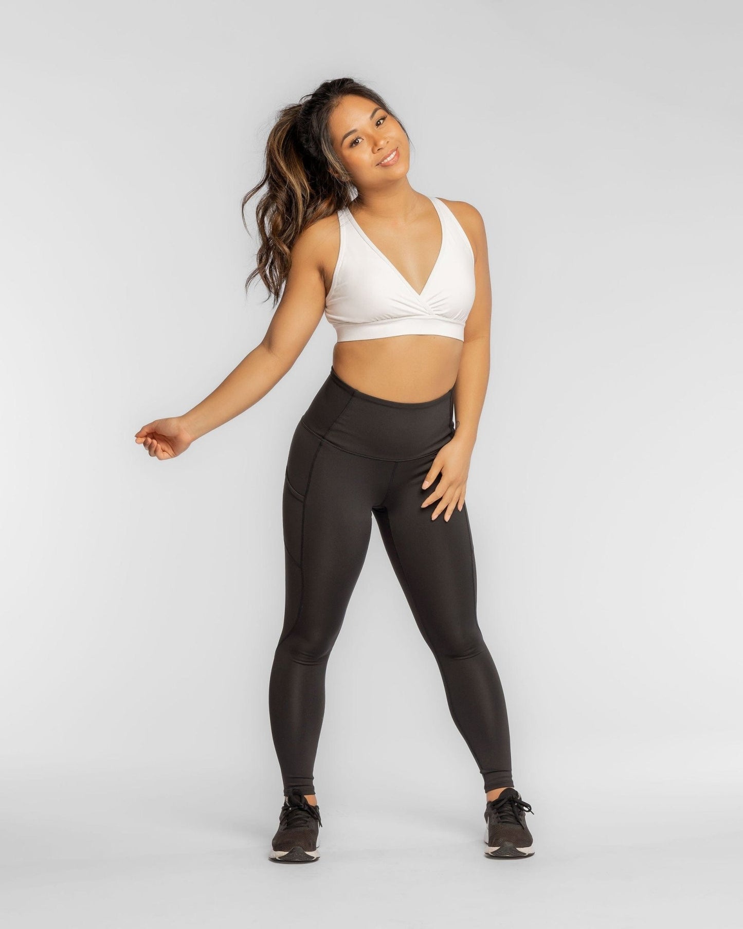Handful FaV Bra – No Headlights White | Handful | Evolve Fit Wear