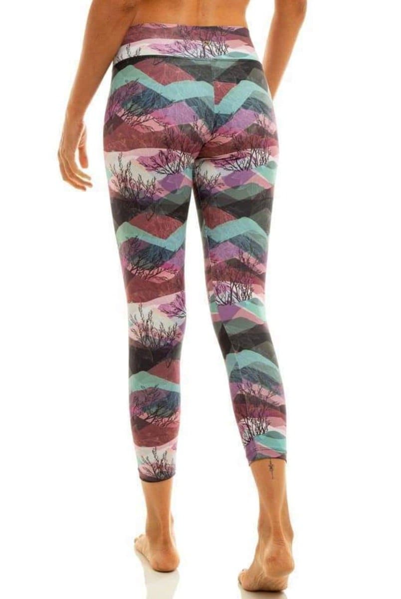 Liquido Active Congrio Rosa 7 - 8 Yoga Legging | Liquido | Evolve Fit Wear