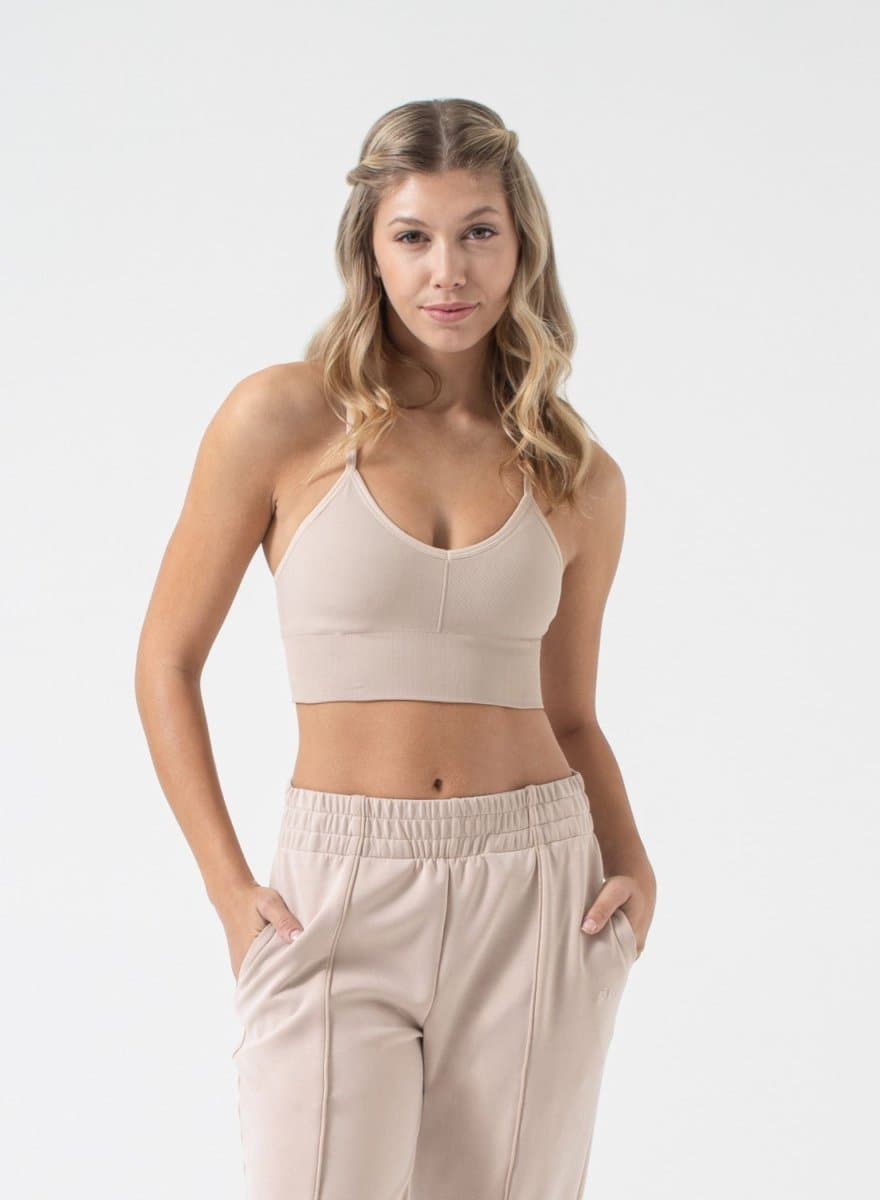 One By One Bra - V - Neck Seamless Sports Bra with Removable Cups | NUX | Evolve Fit Wear