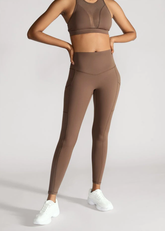 Lululemon leggings with pockets on sides and seam - Depop
