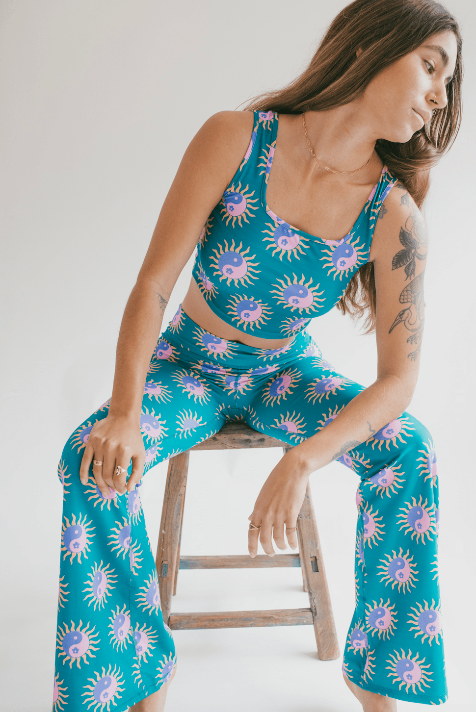 Simple Crop Top - Tropical Yin Yang | Swaay - wholesale | Evolve Fit Wear