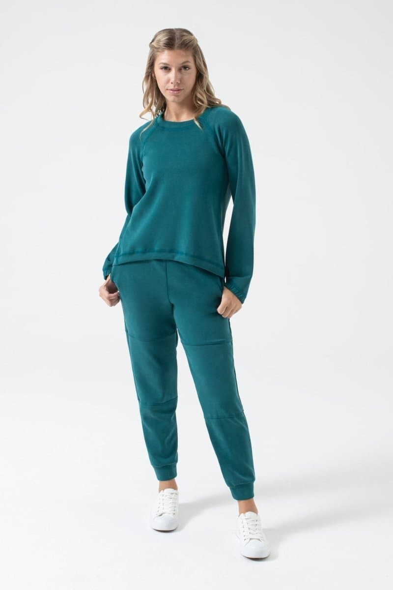 Sleek Sweat - Ultra Soft Relaxed Fit Crew Neck Sweatshirt for Women | NUX | Evolve Fit Wear