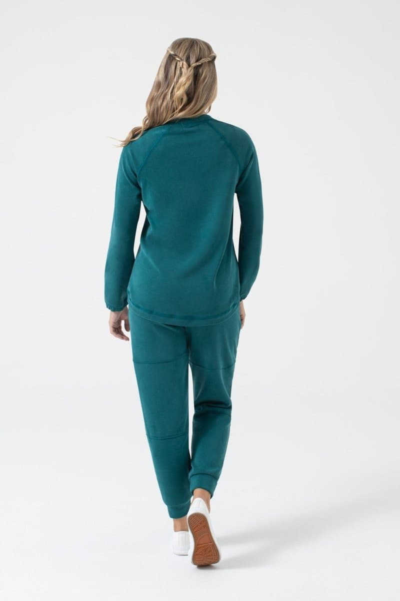 Sleek Sweat - Ultra Soft Relaxed Fit Crew Neck Sweatshirt for Women | NUX | Evolve Fit Wear