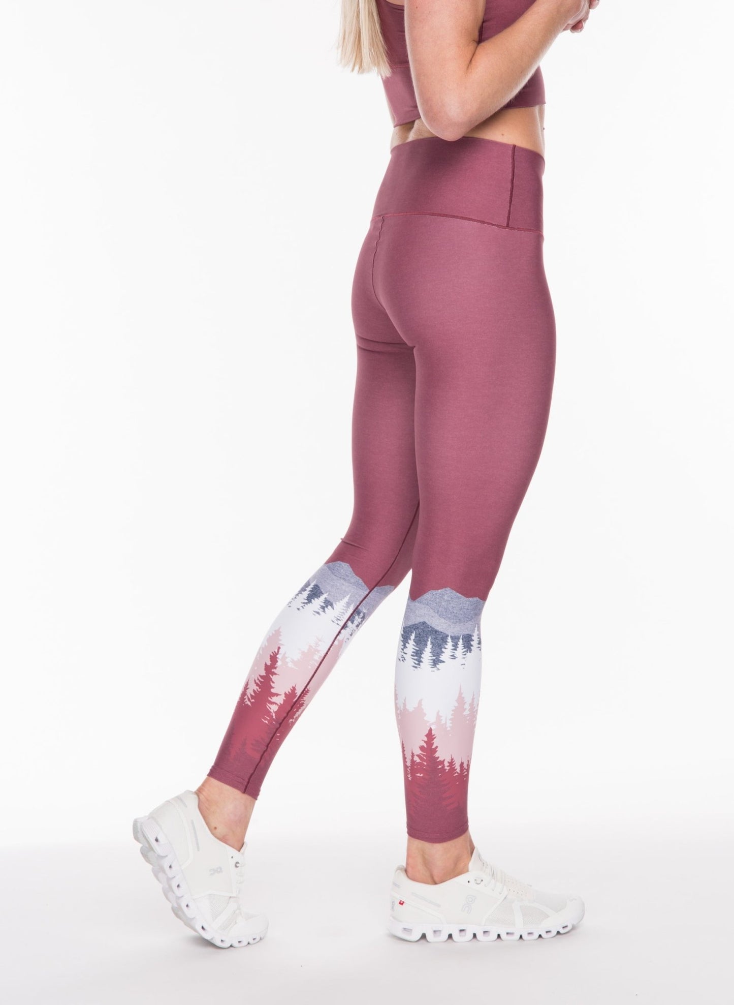 Summit Yoga Pants | Colorado Threads Clothing | Evolve Fit Wear