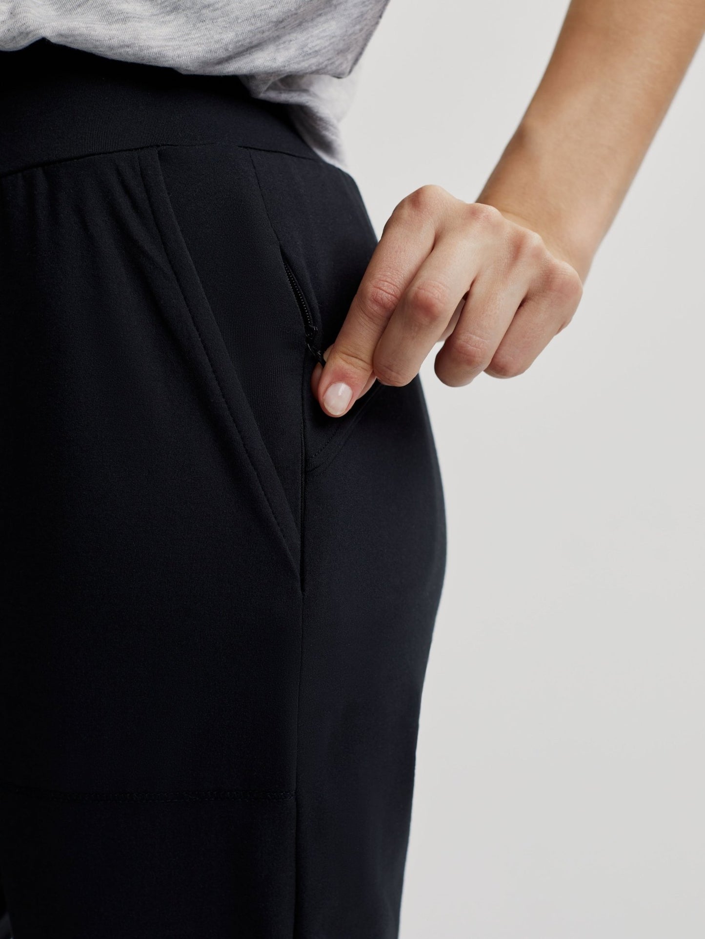Varley Parkhurst Jogger - Black | Varley | Evolve Fit Wear