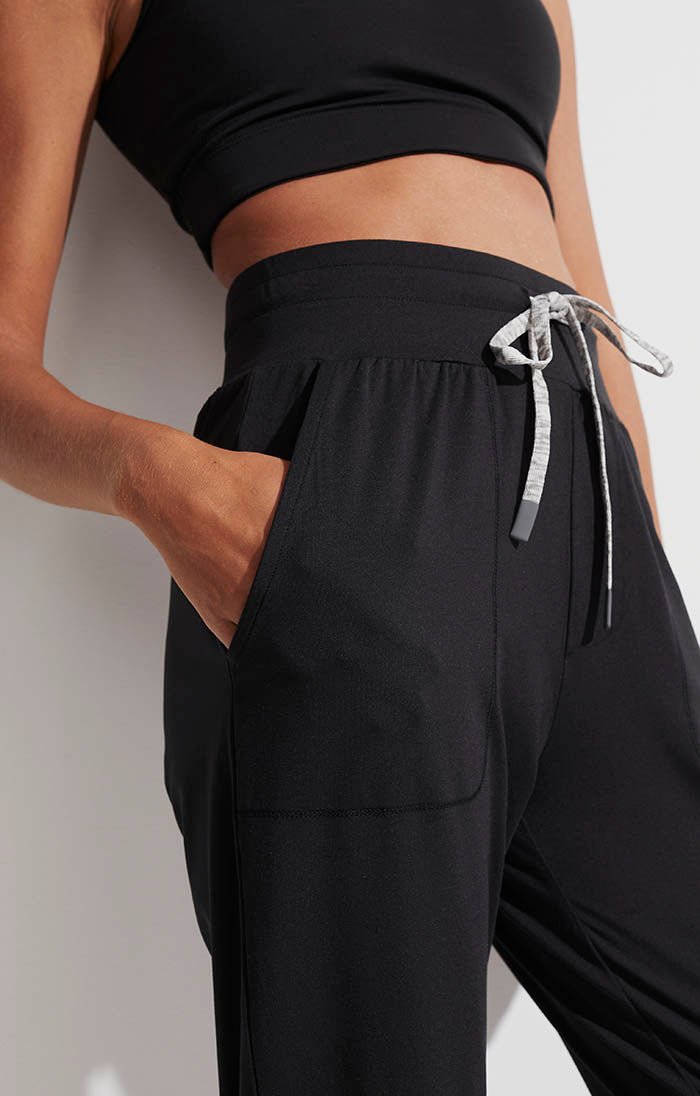 Varley Parkhurst Jogger - Black | Varley | Evolve Fit Wear