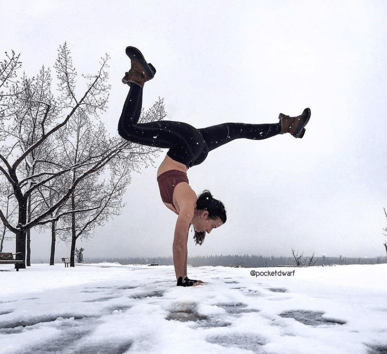 Evolve Yogi Spotlight: Instagram's PocketDwarf - Evolve Fit Wear