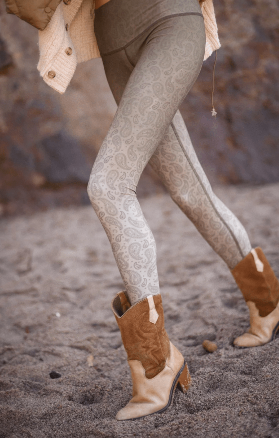 Camo Leggings: Bold Print Activewear Essentials - Evolve Fit Wear