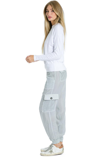 Long Sleeve Banded Pullover Tee - White