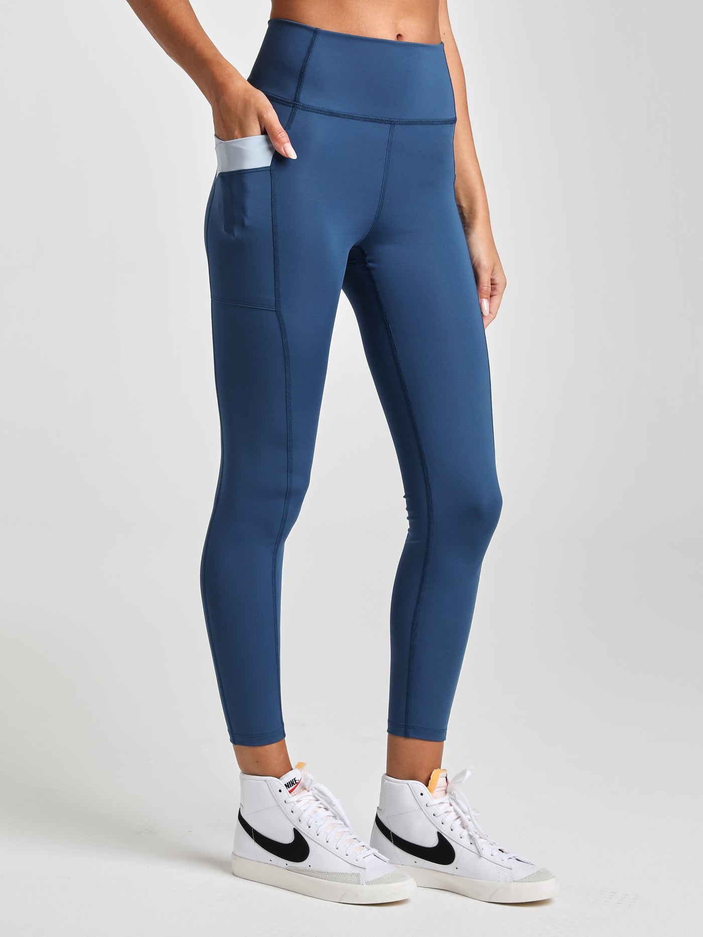 Criss-Cross Pocket Legging - Midnight/Sea-Mist