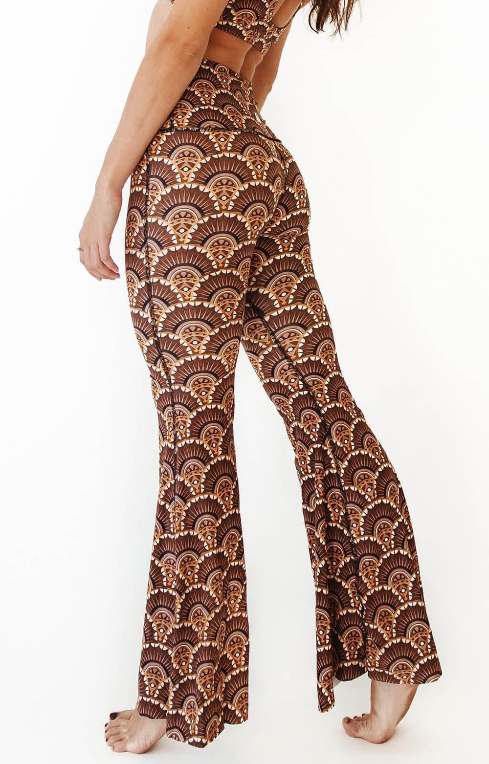1114_ArtDeco_left - Evolve Fit Wear - 1114_ArtDeco_left