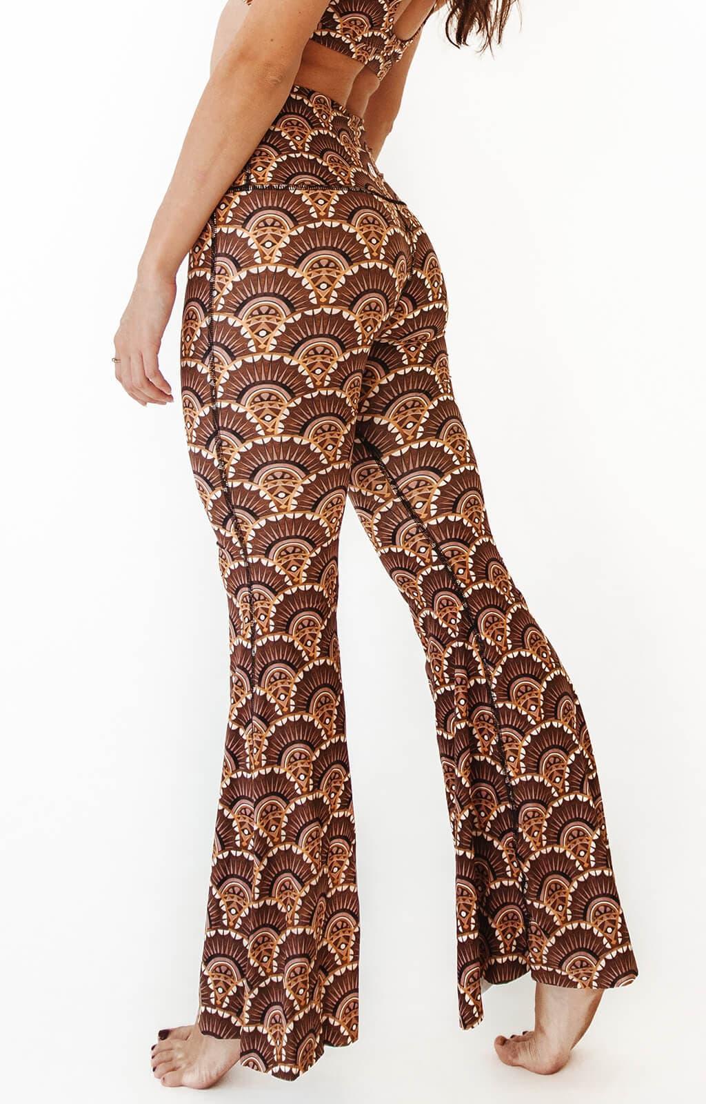 1114_ArtDeco_left - Evolve Fit Wear - 1114_ArtDeco_left