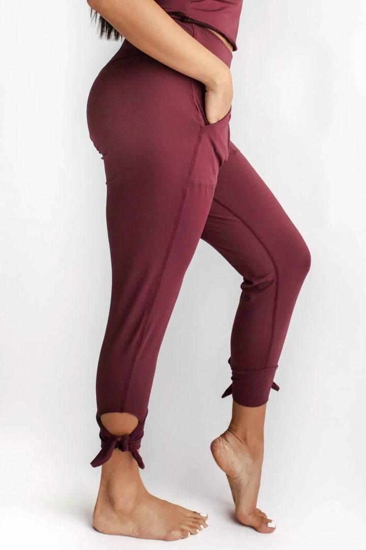 1117_MAROON_SIDE2-min - Evolve Fit Wear - 1117_MAROON_SIDE2-min
