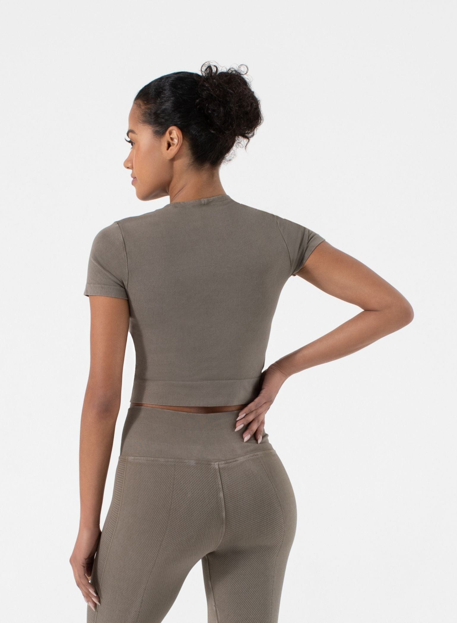 Our Favorite Crop Hand Dyed | NUX | Evolve Fit Wear