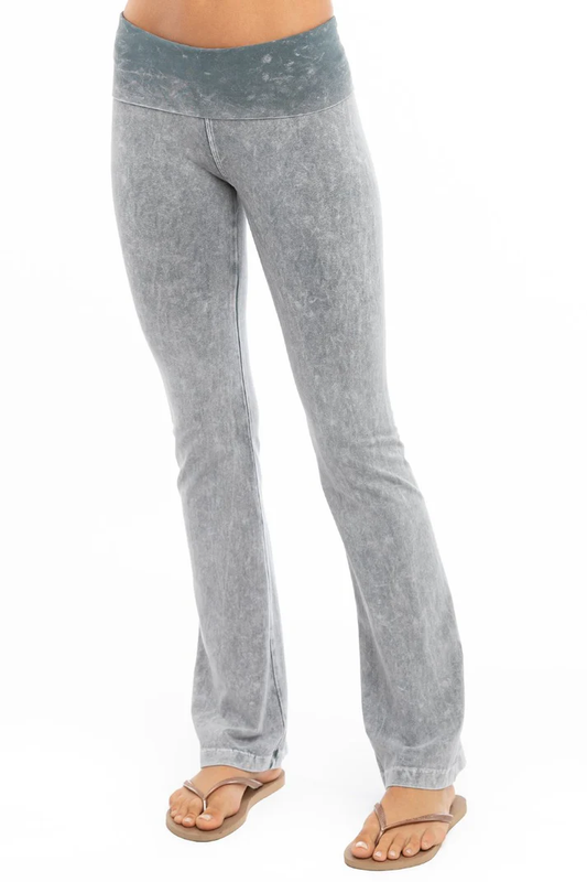 Rolldown Bootcut Pants – Mineral Grey Classic Yoga Style